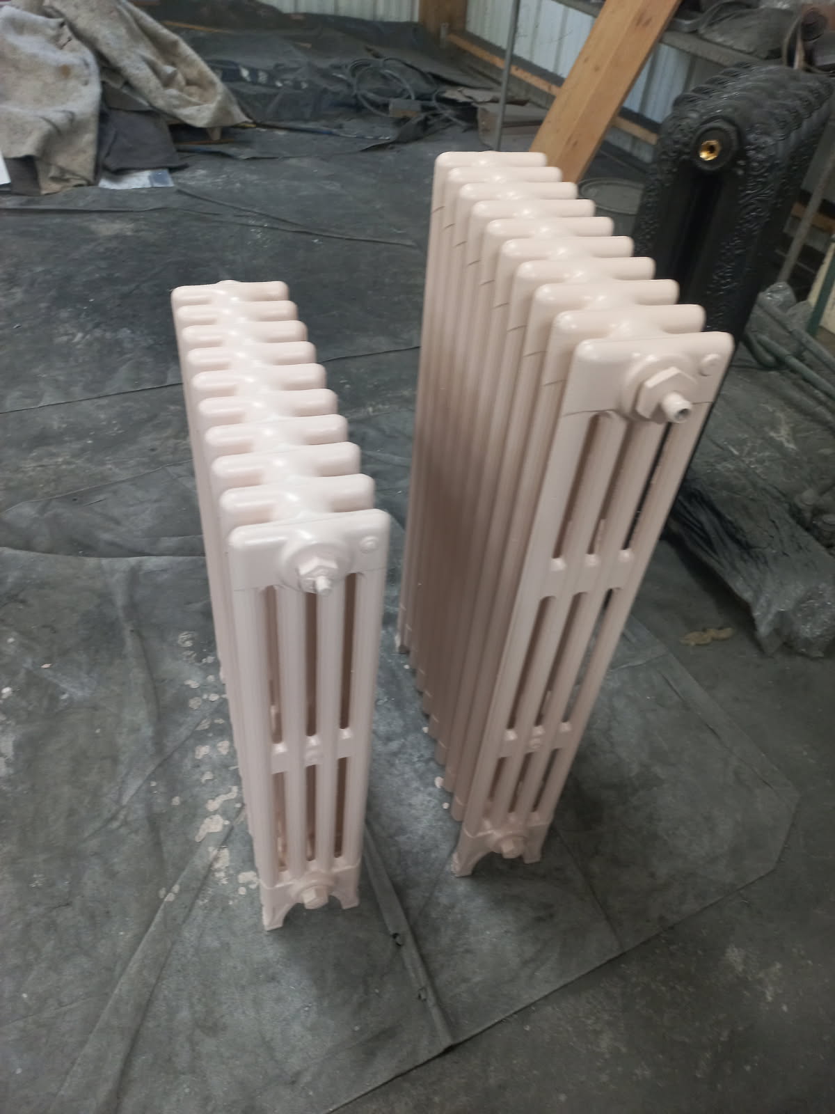 radiateurs fonte classique rose clair